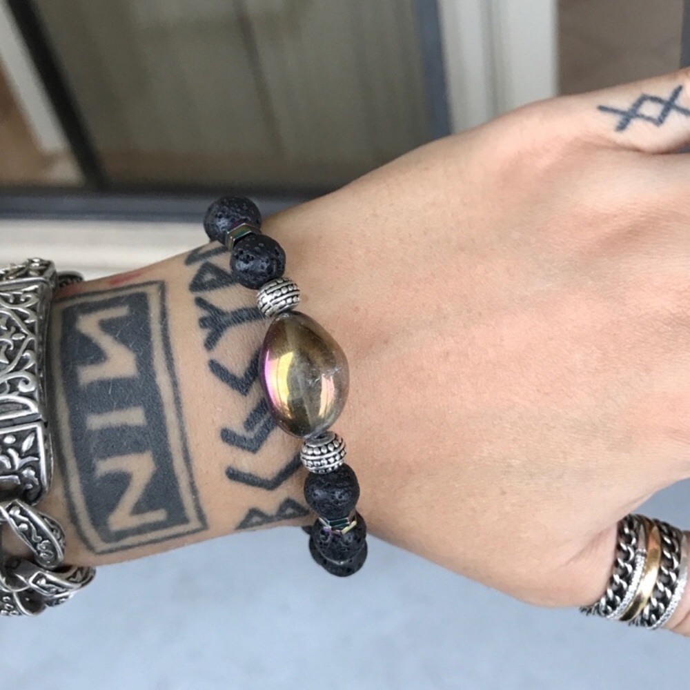Genuine titanium aura crystal lava rock bracelet - Picture 9 of 10